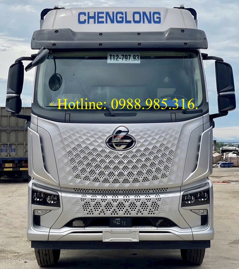 Xe tải 3 chân chenglong H5V